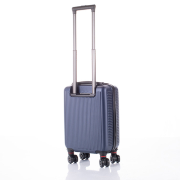 Kufrík s pevnou konštrukciou v rozmeroch vhodných do kabíny lietadla na lety spoločnosti RYANAIR, s odnímateľnými kolieskami (40 x 30 x 20 cm), rozmery vhodné pre WIZZAIR