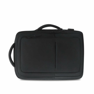 Palubný batoh na notebook s rozmermi 40 x 30 x 20 cm s konektorom USB