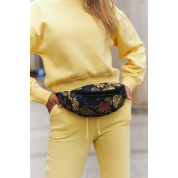 Priestranná dámska taška Fanny Pack