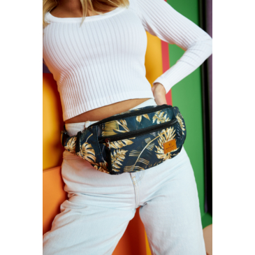 Priestranná dámska taška Fanny Pack s módnym vzorom