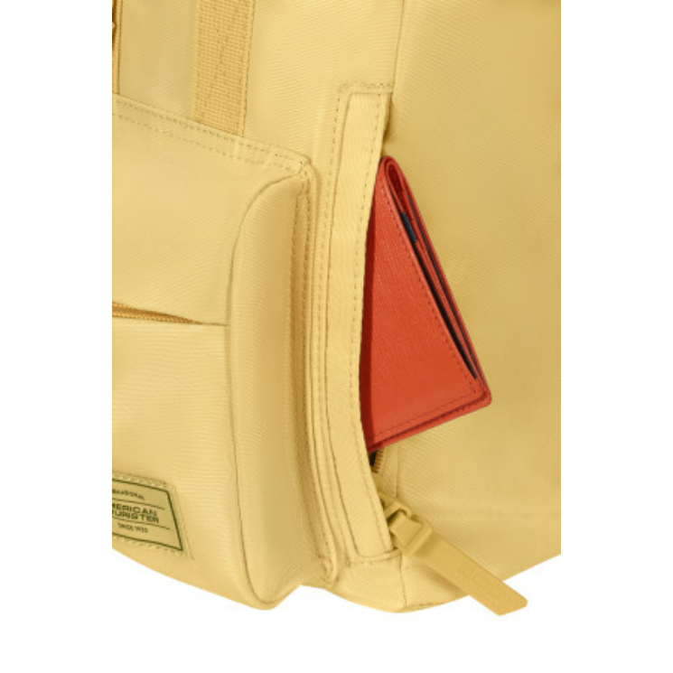Batoh American Tourister URBAN GROOVE v pastelovej žltej farbe