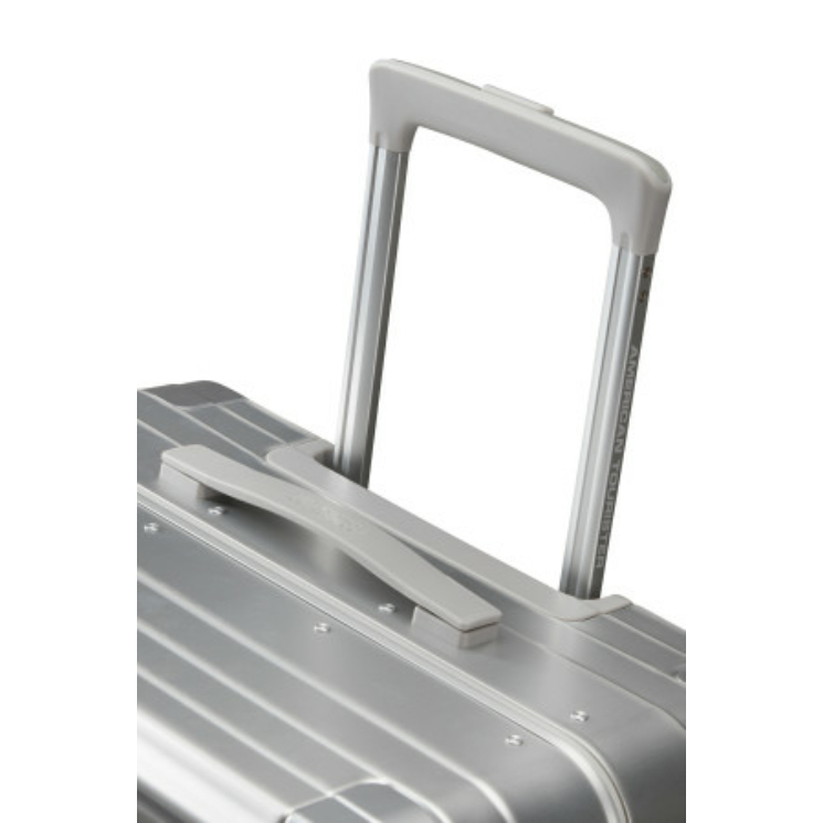 American Tourister SOUNDBOX ALU SPINNER 68/25 TSA SILVER