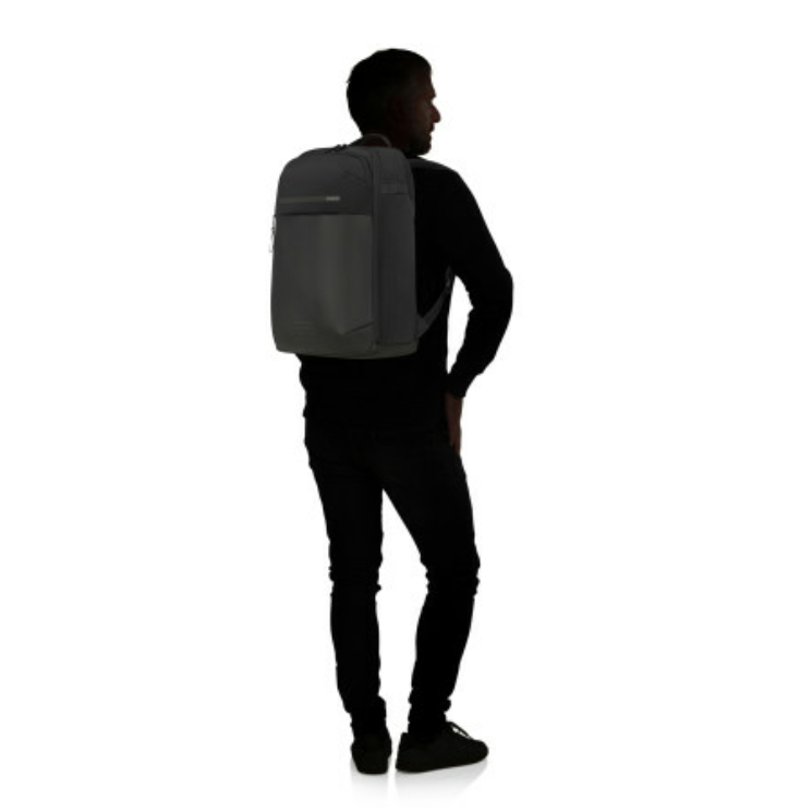Samsonite MODERN batoh na notebook 17,3