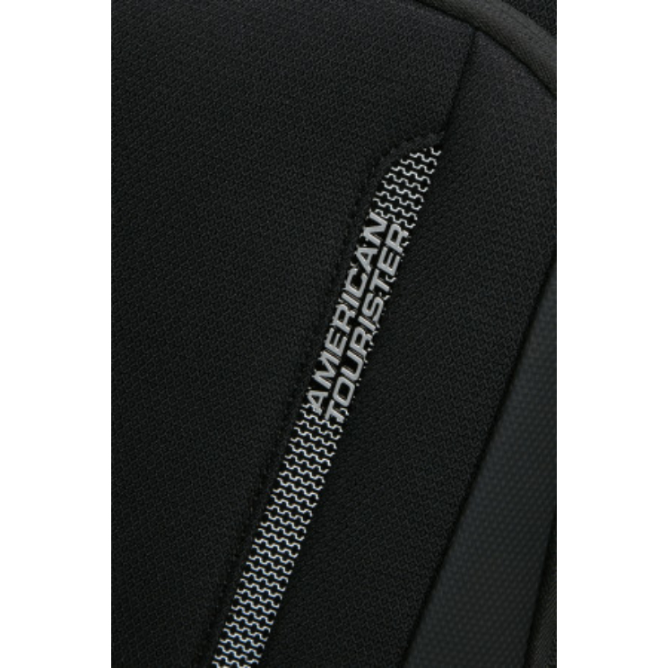 American Tourister WANDERLITE SPINNER S TSA SHADOW BLACK