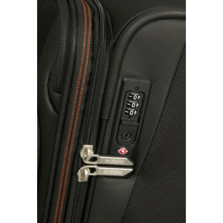 American Tourister WANDERLITE SPINNER S EXP TSA SHADOW BLACK