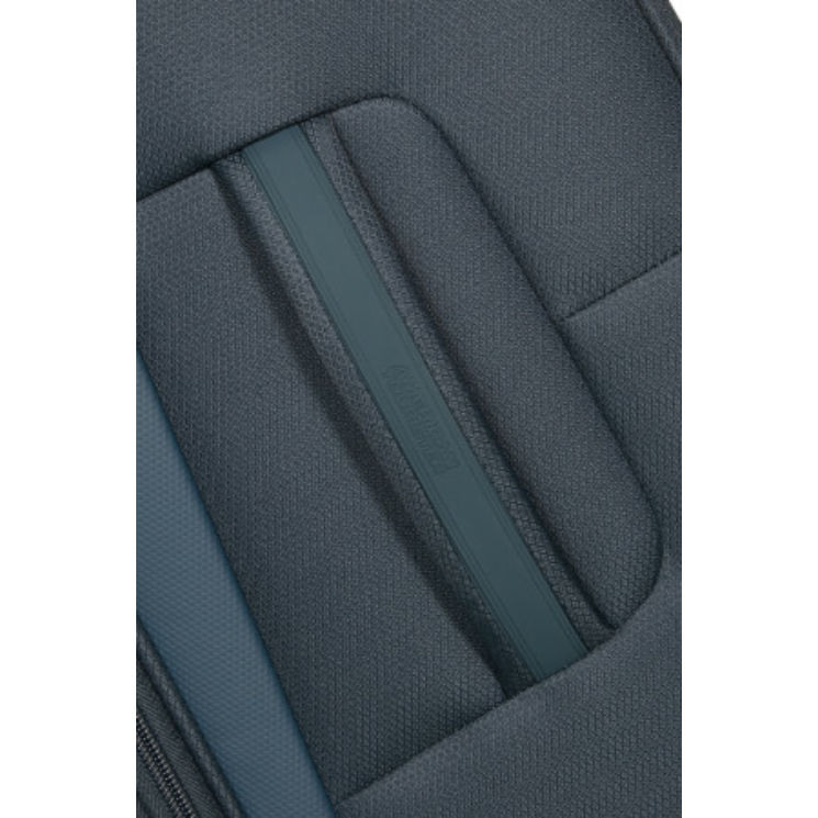 American Tourister WANDERLITE SPINNER M EXP TSA TMAVO MODRÁ