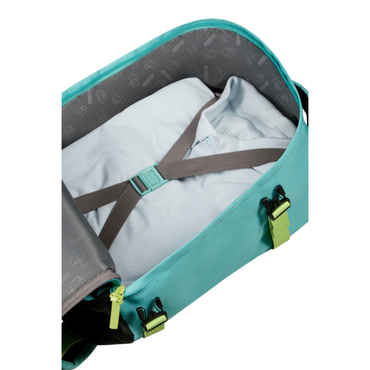 American Tourister 3 funkčný batoh veľkosť:40 x 25 x 20 cm veľkosť Ryanair