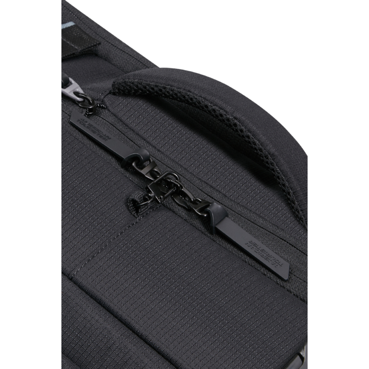Multifunkčný box American Tourister TAKE2CABIN WizzAir-Ryanair s rozmermi 55x40x20 cm 