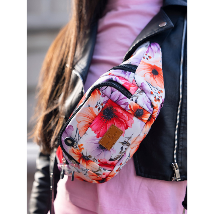 Priestranná dámska taška Fanny Pack s módnym vzorom