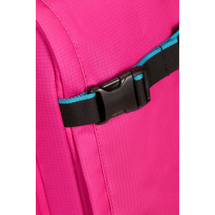 American Tourister 3 funkčný batoh veľkosť:40 x 25 x 20 cm veľkosť Ryanair