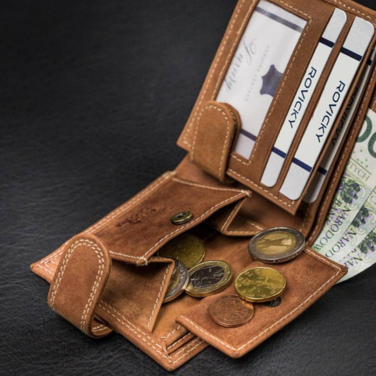 Malá pánska peňaženka z pravej kože v darčekovej krabičke RFID