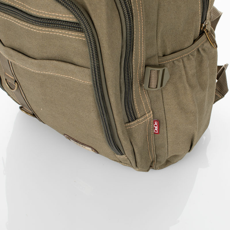 Outdoorový plátenný batoh v khaki zelenej farbe