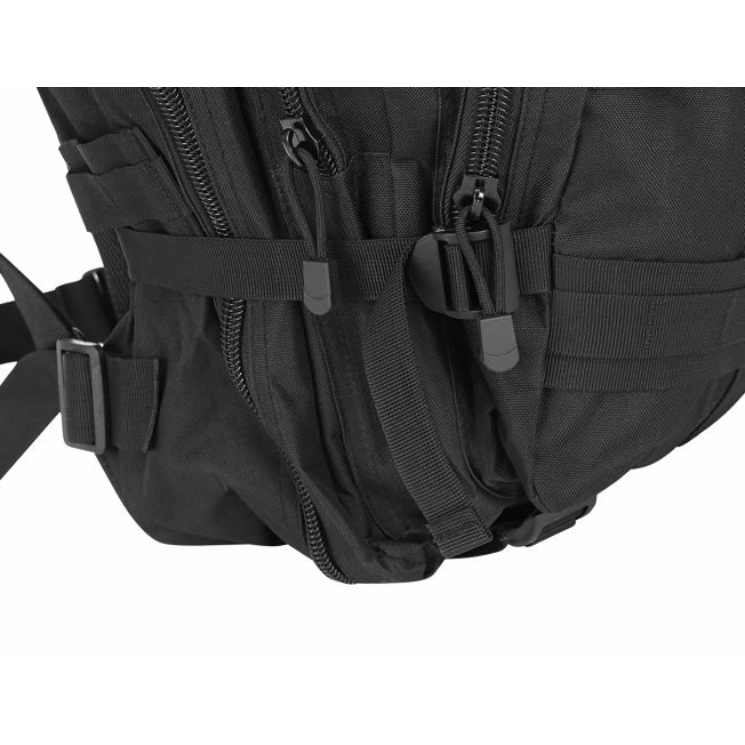 Veľký vojenský batoh v čiernej farbe 38L