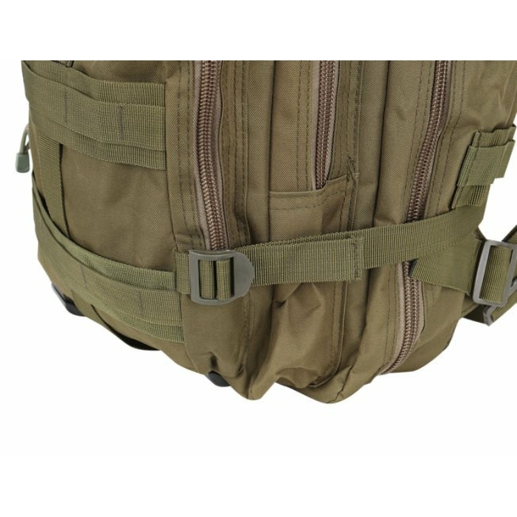 Vojenský turistický batoh v zelenej farbe 35L