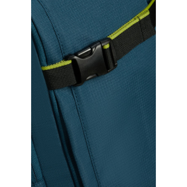 American Tourister 3 funkčný batoh veľkosť:40 x 25 x 20 cm veľkosť Ryanair