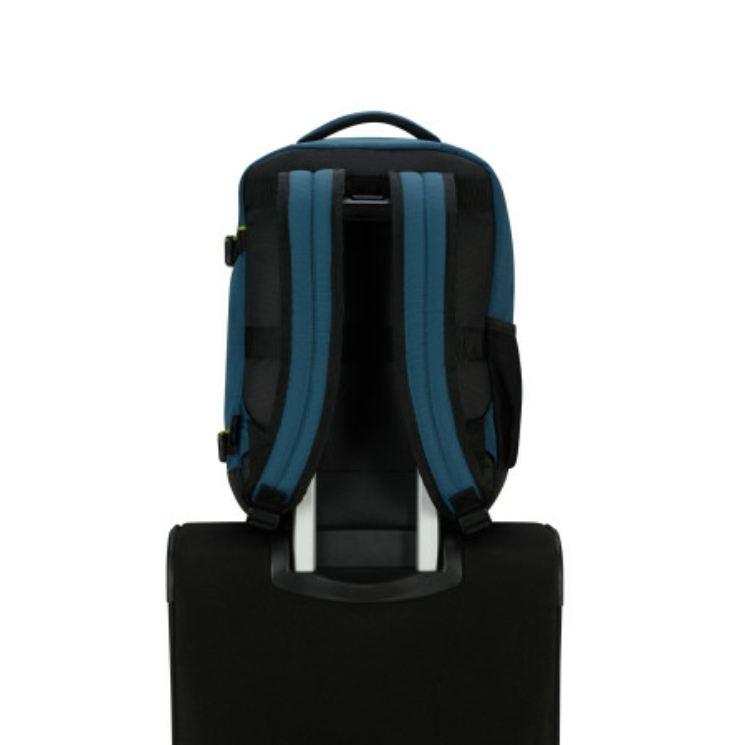 American Tourister 3 funkčný batoh veľkosť:40 x 25 x 20 cm veľkosť Ryanair