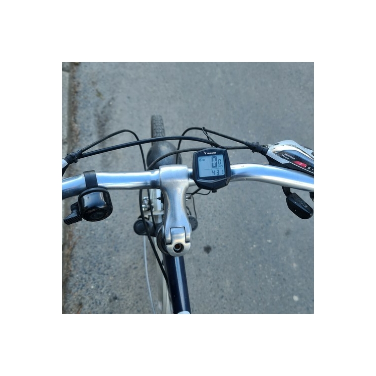 MULTIFUNKČNÝ POČÍTAČ NA BICYKEL SO SVETLAMI