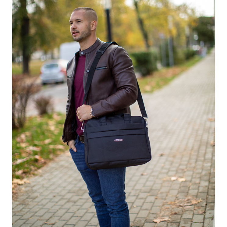 Čierna biznis taška s držiakom na notebook 