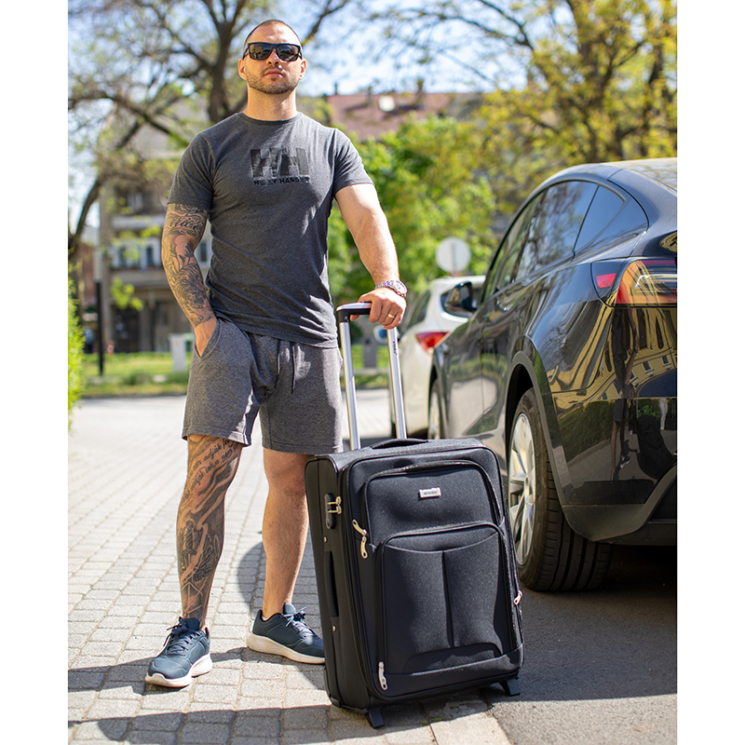 Kufrík Travelway Premium strednej veľkosti Palm Green