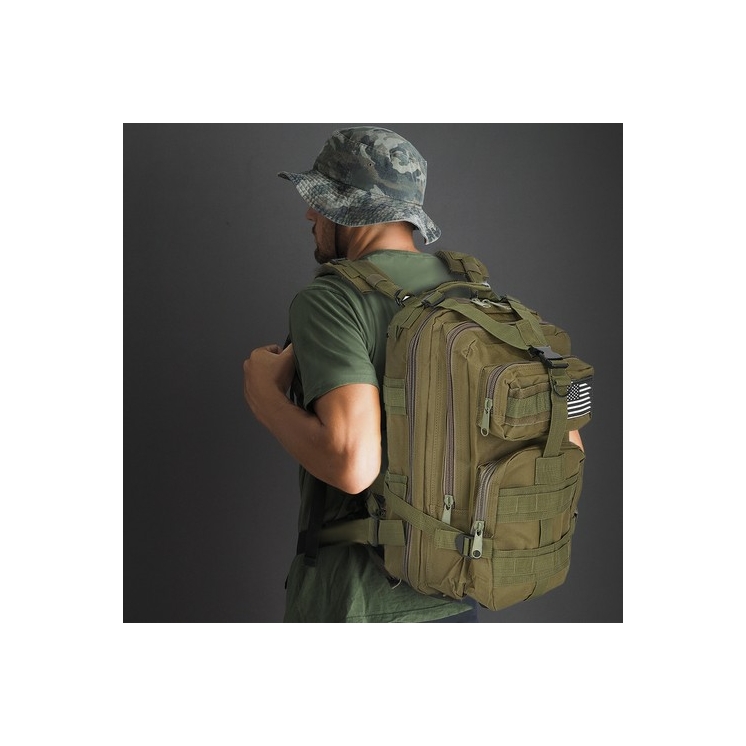 Vojenský turistický batoh v khaki farbe 30L
