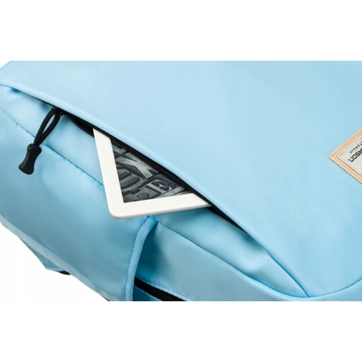 Mestský batoh s držiakom na notebook Light Blue