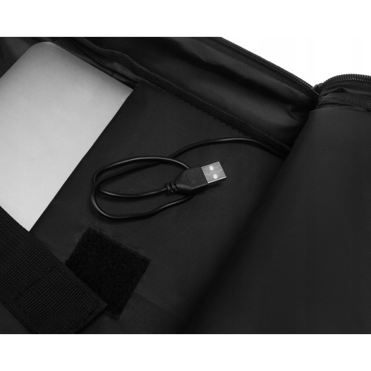 Mestský batoh na notebook s portom USB 