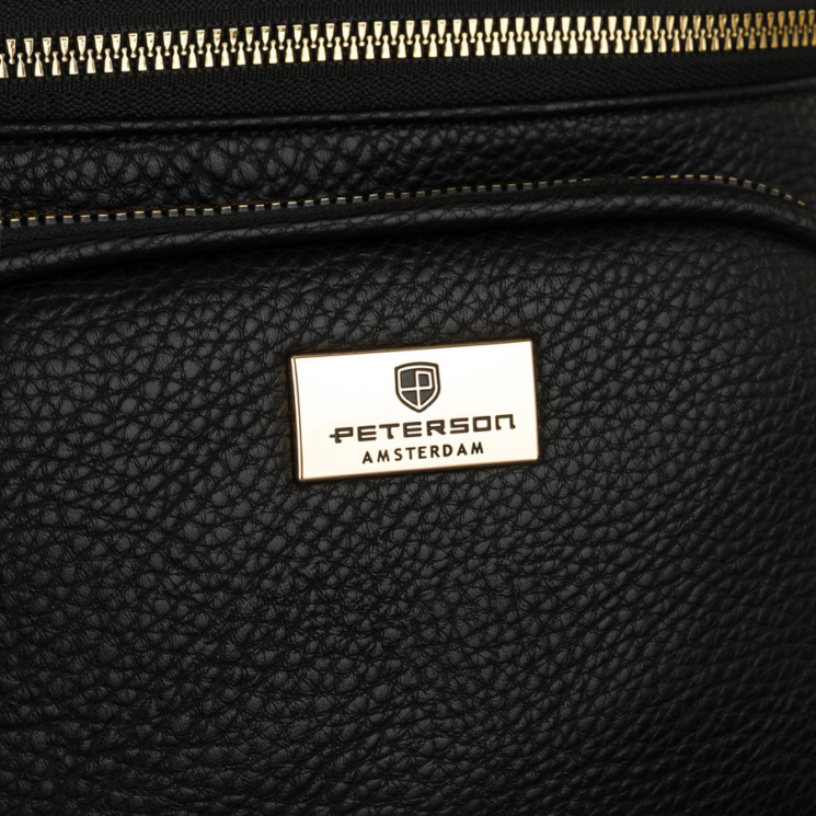 Dámska crossbody taška Peterson v čiernej farbe