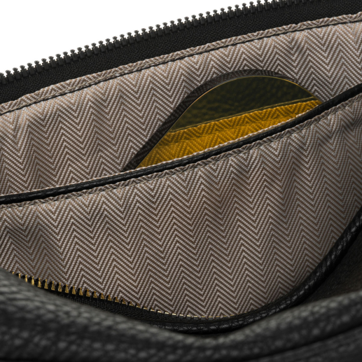 Dámska crossbody taška Peterson v čiernej farbe