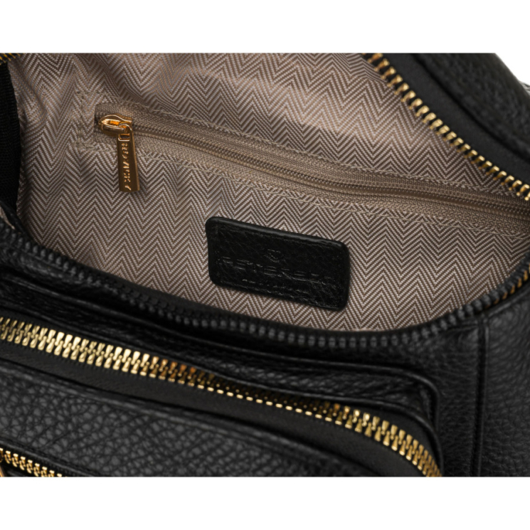 Dámska crossbody taška Peterson v čiernej farbe