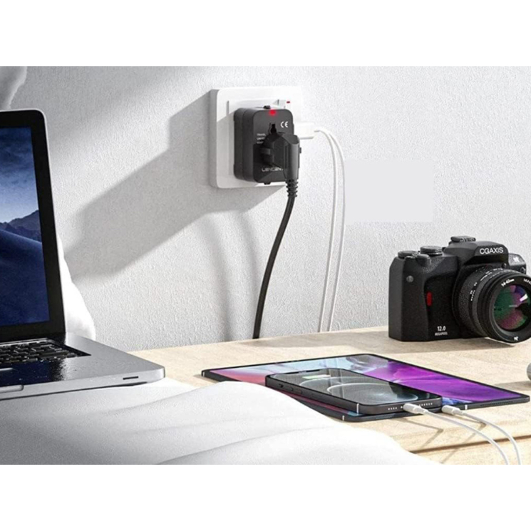 Svetový adaptér prémiovej kvality s nabíjačkou USB*