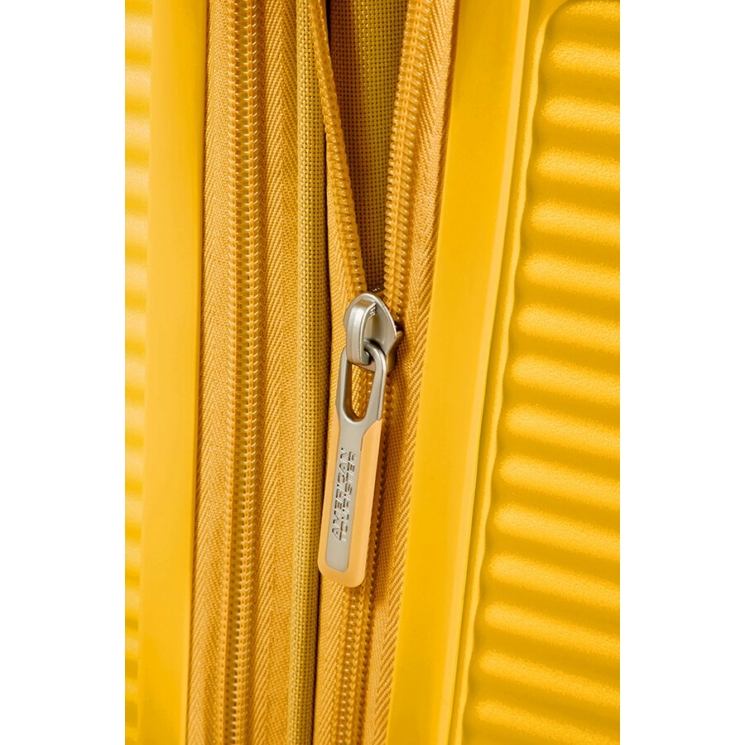 Rozšíriteľný kufor American Tourister Soundbox Spinner 55
