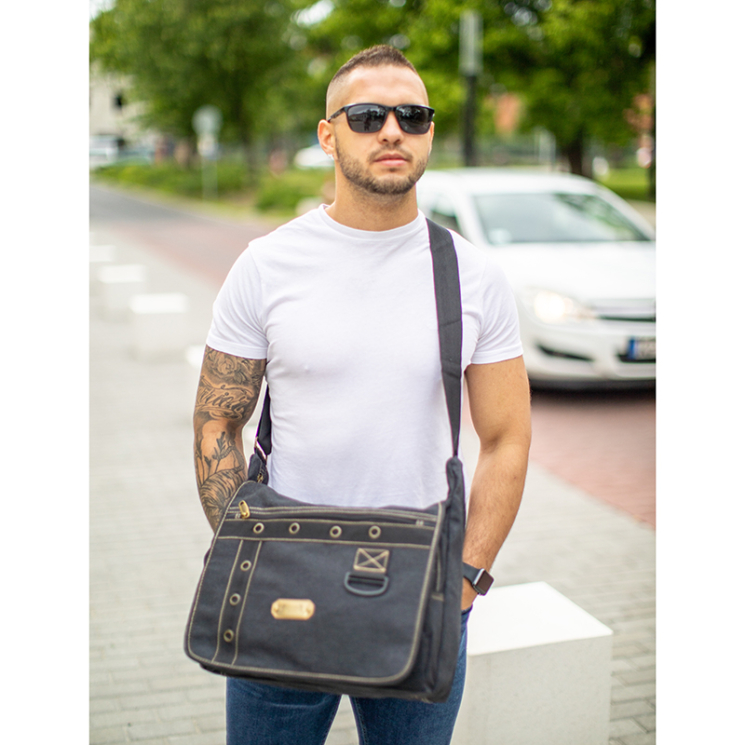Plátenná bočná taška v čiernej farbe 60521-black