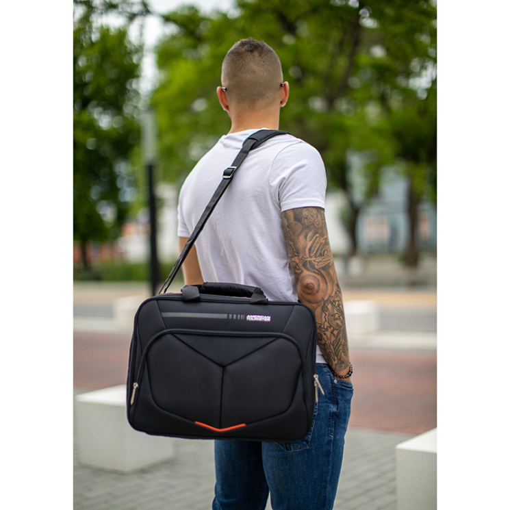 American Tourister Summerfunk 3 - funkčná palubná taška 