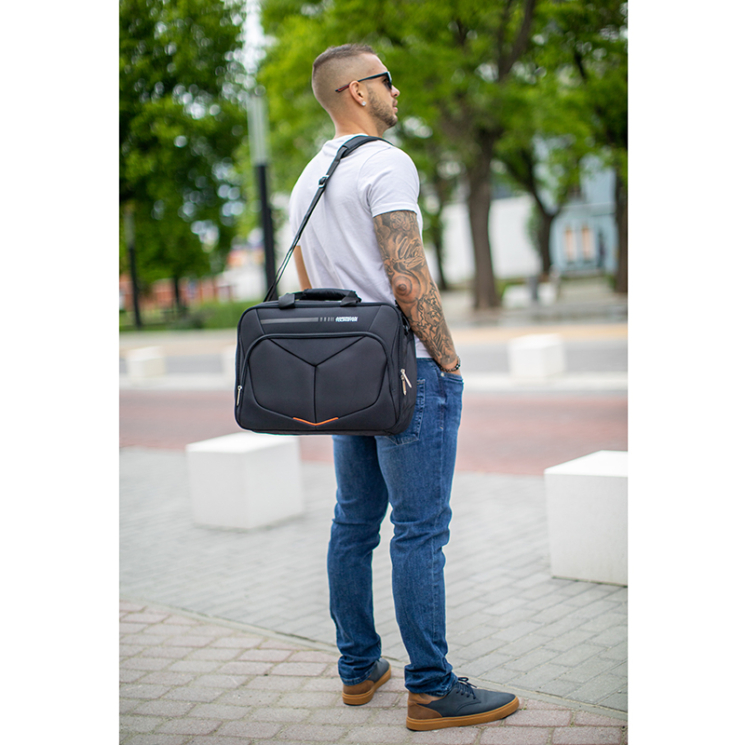 American Tourister Summerfunk 3 - funkčná palubná taška 