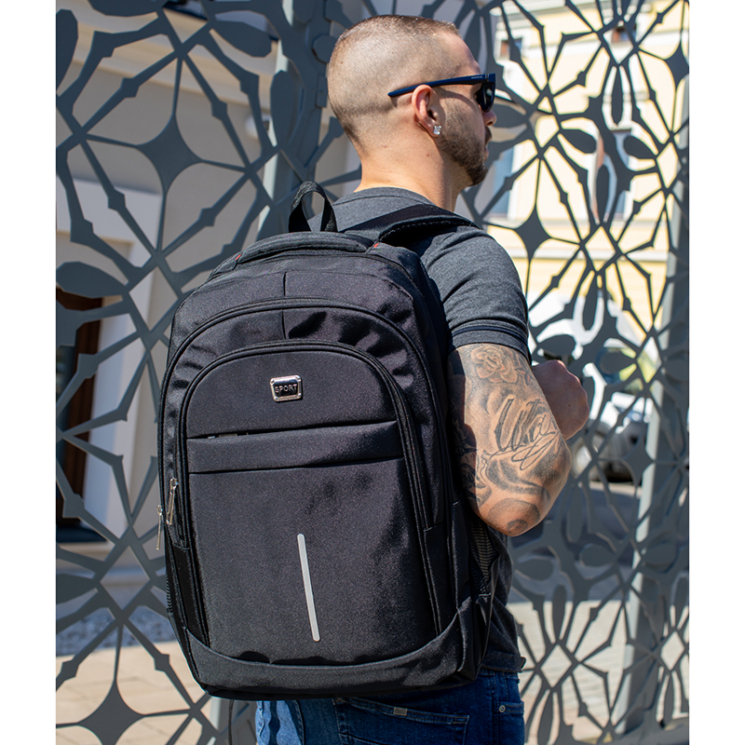  Batoh s držiakom na notebook v čiernej farbe 8003-black
