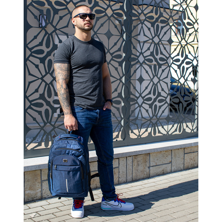  Batoh s držiakom na notebook v modrej farbe 8003-blue