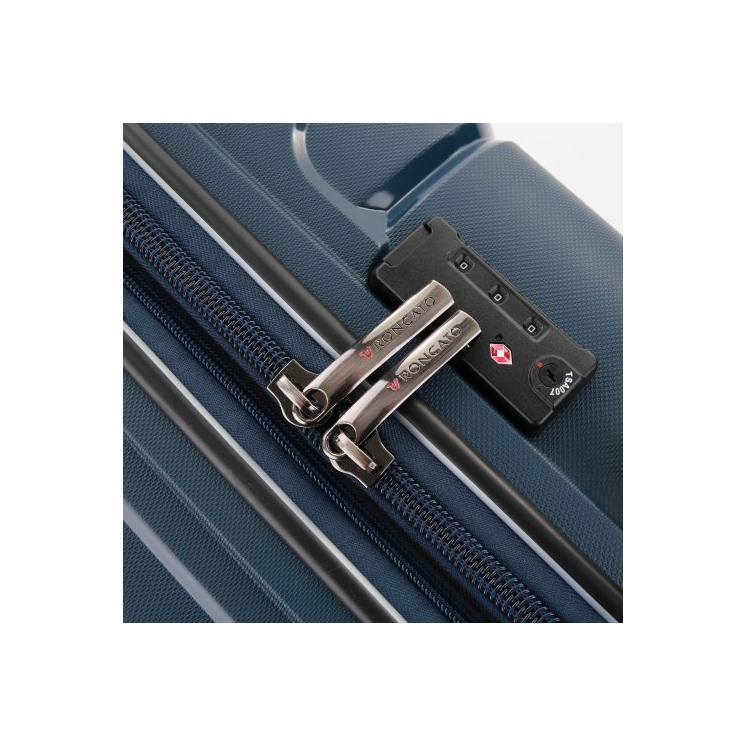 Roncato FLIGHT DLX Spinner Suitcase R-3461 Red s darčekovým obalom na kufor