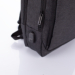 Palubná taška na notebook s konektorom USB 